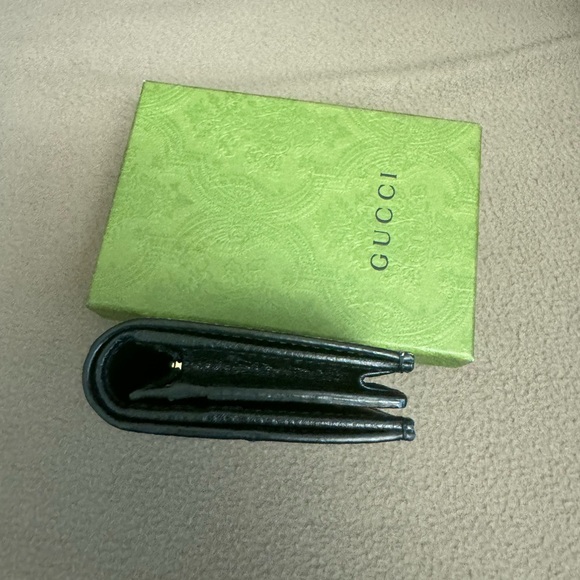 Gucci Marmont Card Case Wallet - Picture 5 of 11